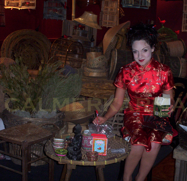 CHINESE THEMED ENTERTAINMENT - CHINESE TEA LEAF READER TO HIRE LONDON MANCHESTER BRISTOL BIRMINGHAM 